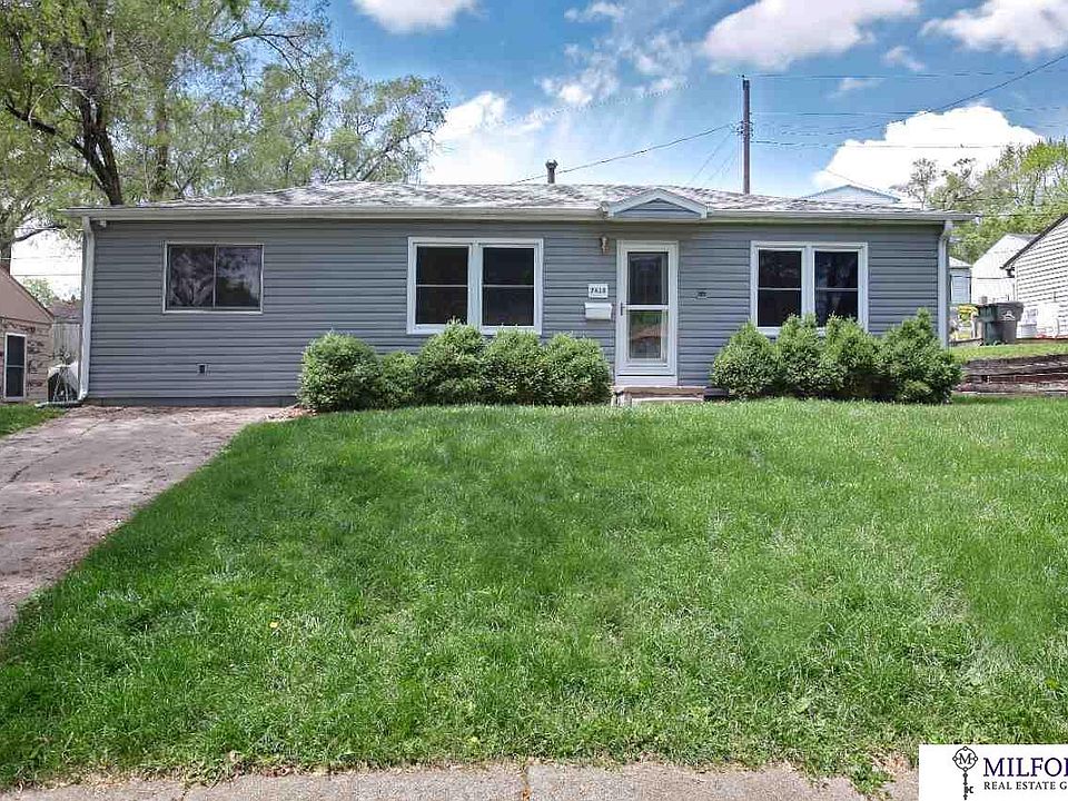 1st image of 7418 S 70th St