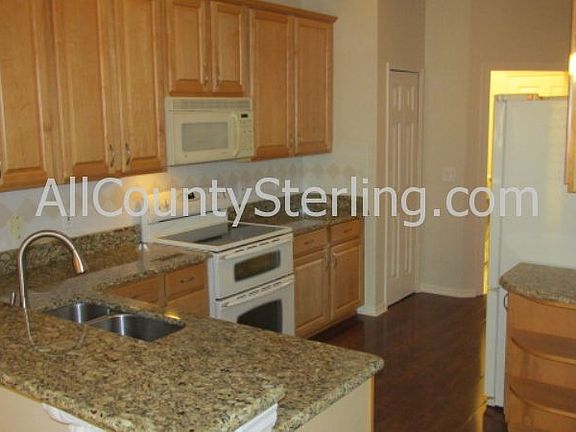 5th image of 763 Lakeworth Cir