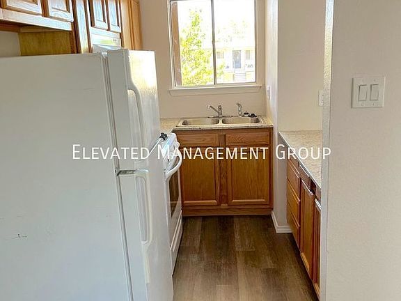 5th image of 1001 Louisiana Blvd NE #29