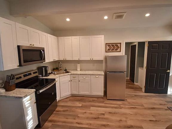 3rd image of 2392 Lake Hall Rd