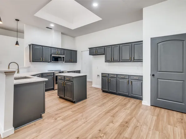 9604 Fox Hill Dr, Fort Worth, TX 76131