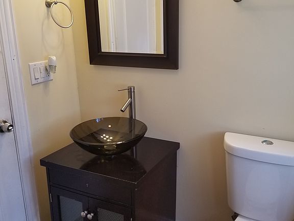 2nd image of 7930 S Oglesby Ave #1