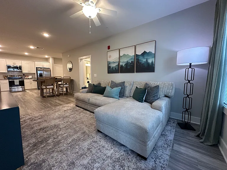 Pine Reserve Apartments — Photo 19