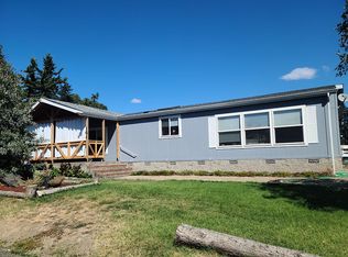 161 SE Ronald St, Winston, OR 97496