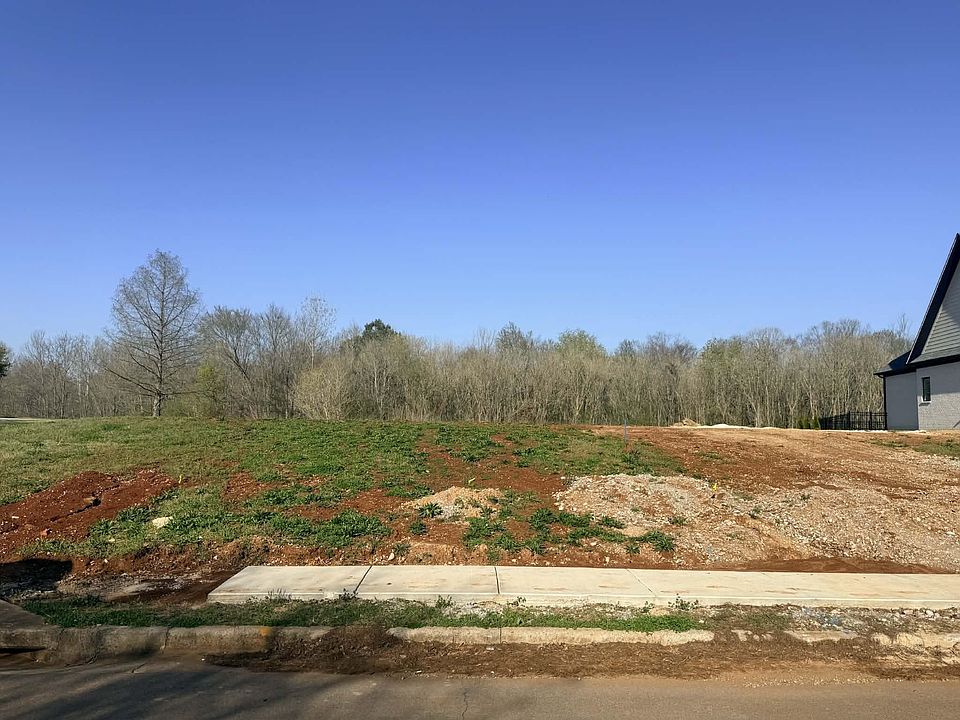 2nd image of 24044 Piney Creek Dr