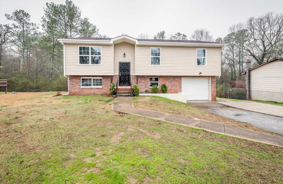 1st image of 2439 Leann Cir