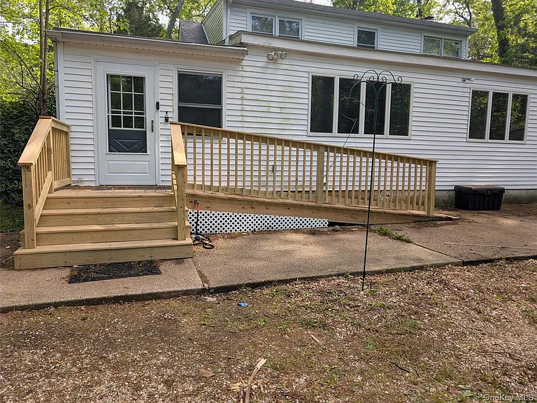 45 Sunken Meadow Rd — Photo 27