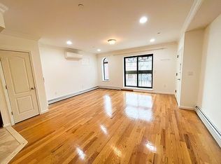 127 Bay 28 St #2, Brooklyn, NY 11214