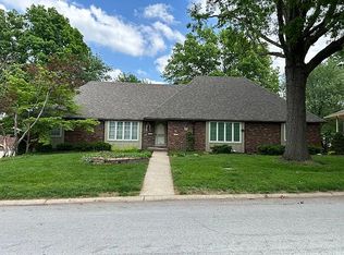1308 NW 6th St #1, Blue Springs, MO 64014