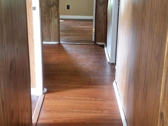 hall way from kitchen