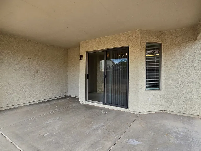 25805 W Dunlap Rd — Photo 27