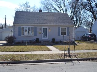 807 Marquette Ave, Green Bay, WI 54304