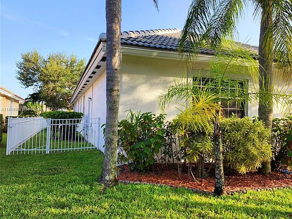 4th image of 12964 NW 23rd St