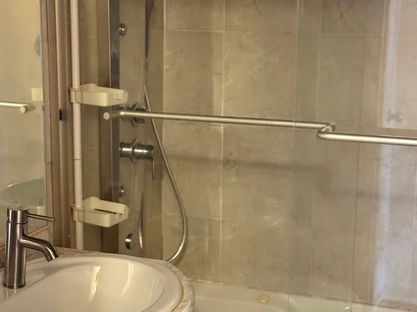 2546 East 13th Street image 20 of 24