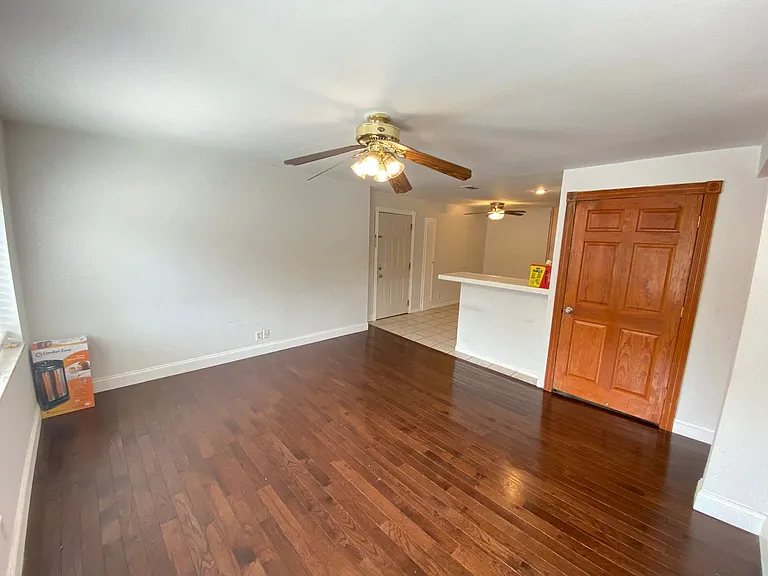 E 15th Ave 325 TPP — Photo 16