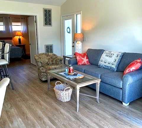 4th image of 39357 W Pine Ct #1007