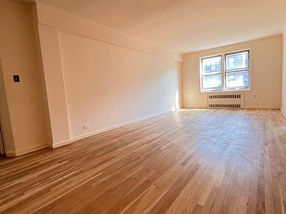 4th image of 64-41 Saunders St APT 514