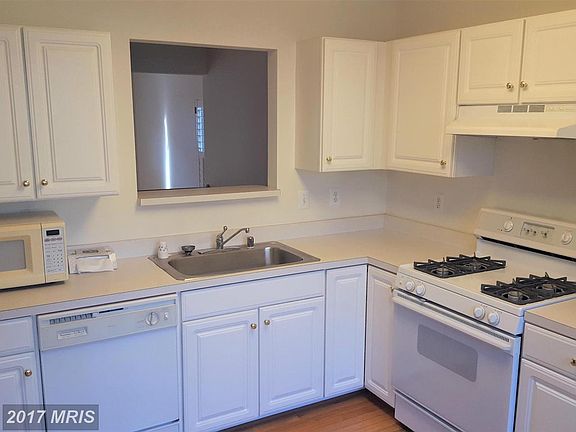 5th image of 533 Francis Nicholson Way #41