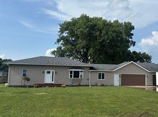 20237 230th St, Fort Dodge, IA 50501