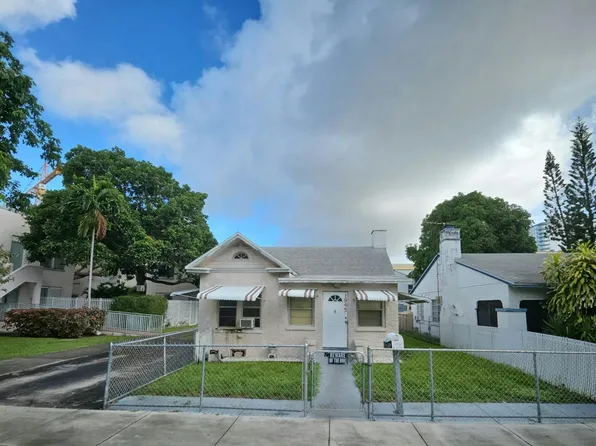 1945 Jackson St, Hollywood, FL 33020