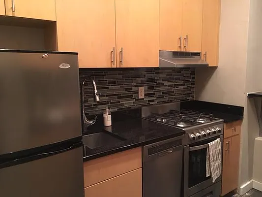 Rented by Bank Neary | media 109