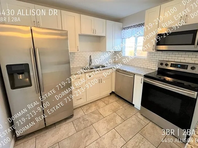 4430 Allison Dr — Photo 3