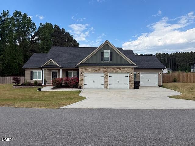 1st image of 70 Blackberry Ln