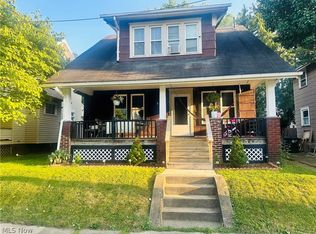 2616 Crown Pl NW, Canton, OH 44708