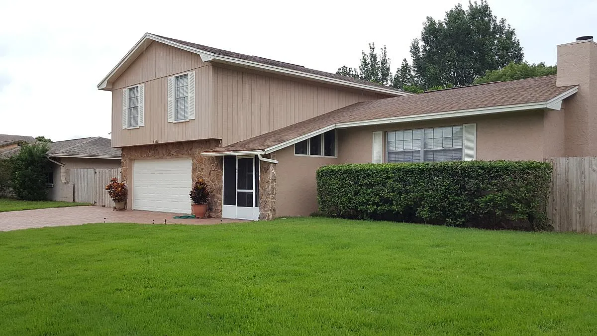 8021 Sandberry Boulevard — Photo 1