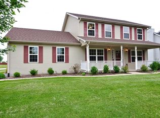 685 S Huntley St, Maple Park, IL 60151