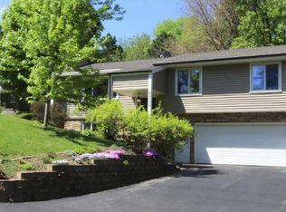 3706 Westmark Dr, Minnetonka, MN 55345