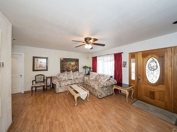 4th image of 10564 Daines Dr