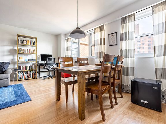 3rd image of 191 Willoughby St APT 8C