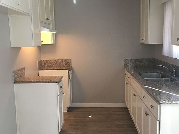 3rd image of 3200 W 99th St APT 08