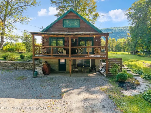 590 Bear Ladder Road, West Fulton, NY 12194