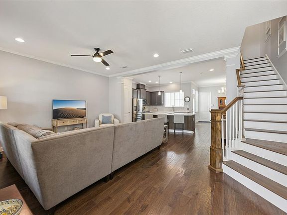 5th image of 1426 RESOLUTE STREET