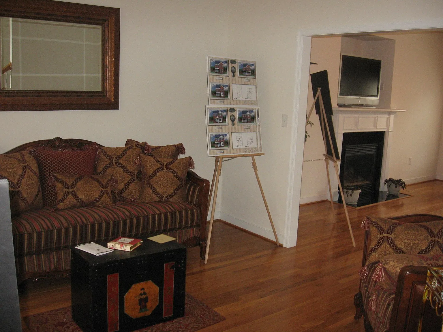 4 bed, 2.5 bath, 1860 sqft, $3,200 — Photo 4