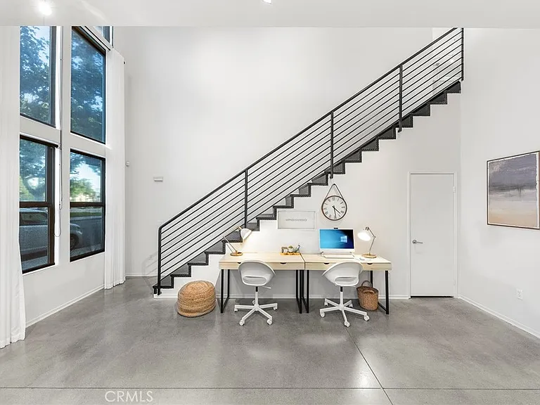 210 N Spurgeon St — Photo 17