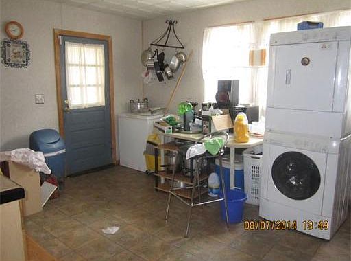2nd image of 79 Beaulieu St