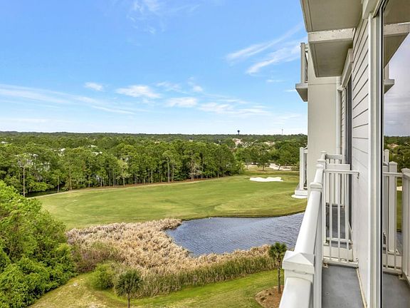 Golf & Bay views