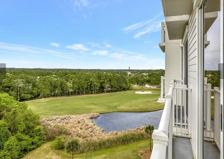 Golf & Bay views