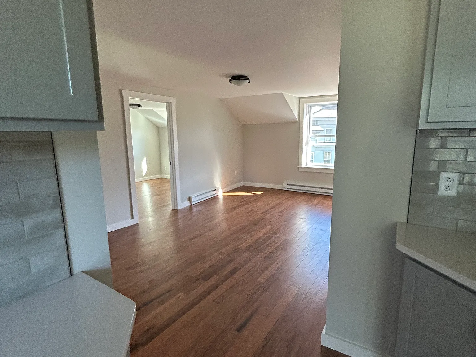 1 bed, $1,250 — Photo 3
