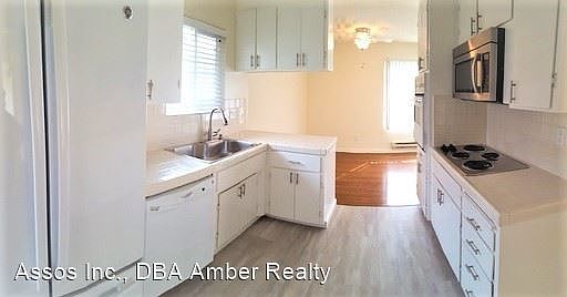 2nd image of 3461 Princeton Way