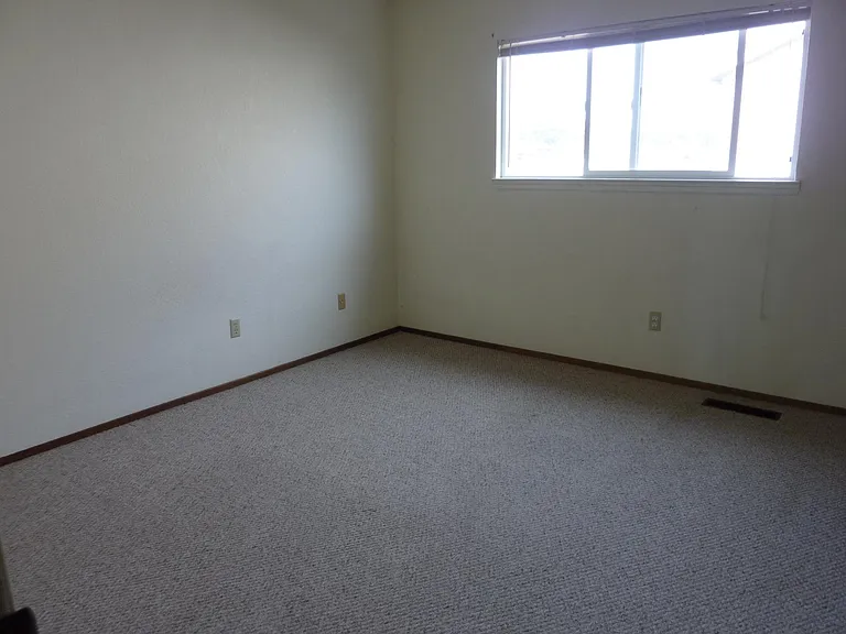3138 Shoemaker Pl — Photo 10