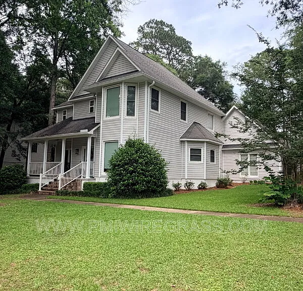 1210 Hillbrook Rd — Photo 3