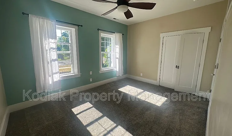 312 N 100 E — Photo 8