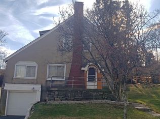 27 Parkwood Pl, Cincinnati, OH 45217