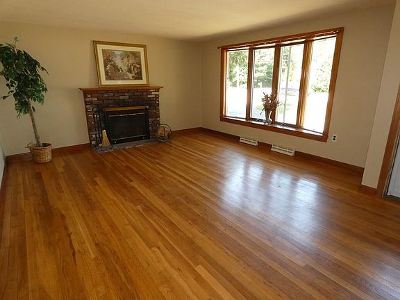 4th image of 280 Pembroke St