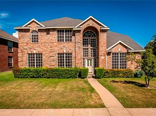 2730 Crosslands Dr, Garland, TX 75040