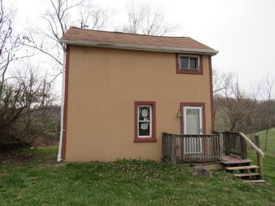 957 Highpoint Dr, Coal Center, PA, 15423